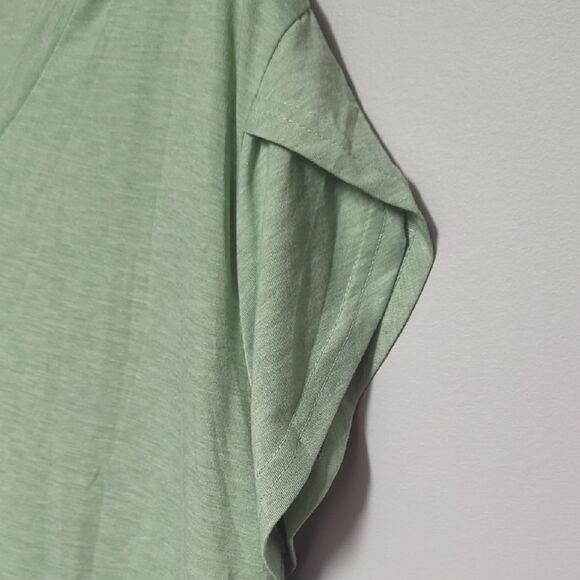 Light Green V-Neck Women's Top - Picture 2 of 5